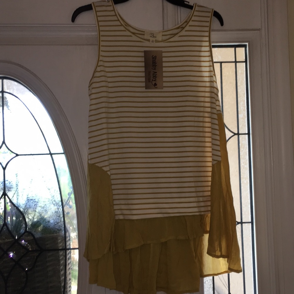 Brand new mixed Fabric/Pattern Tunic!